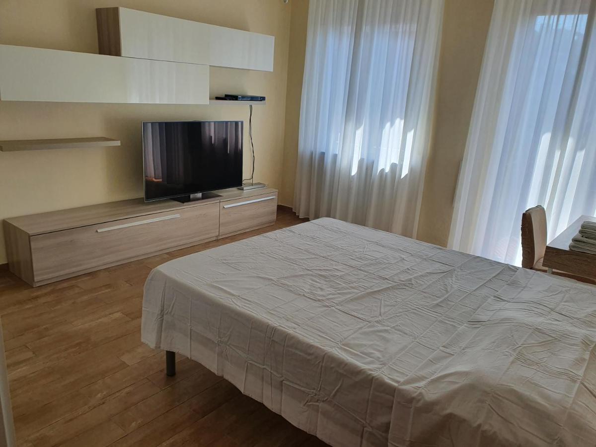 De Candia House Appartement Rescaldina Buitenkant foto